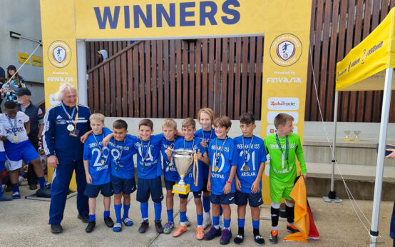 Ata, Luay, Mika, Alex, Tim, Levi Gäste: Dragoslav Stepanovic, U11 Obermayr International School, Andreas Cipu