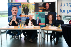 Podiumsdiskussion zur OB-Wahl 2025 am 9. März in der Mensa der Obermayr Europa-Schule.