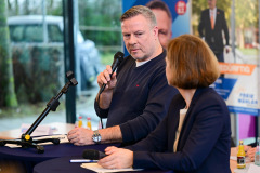 Podiumsdiskussion zur OB-Wahl 2025 am 9. März in der Mensa der Obermayr Europa-Schule.