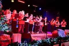 Die 5. Jahrgangsstufe stimmte ein auf eine Wundersame Weihnachtszeit.