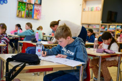 18. April, die Dritt- und Viertklässler der Obermayr Europa-Schule beim Mathe-Test: mehr knobelei statt rechnen.