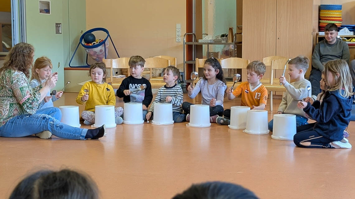 Die jungen Musikerinnen und Musiker zeigen Ihr Können