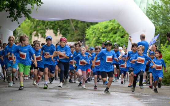 Start beim Schülerlauf zum Ikano Bank Marathon 2025.