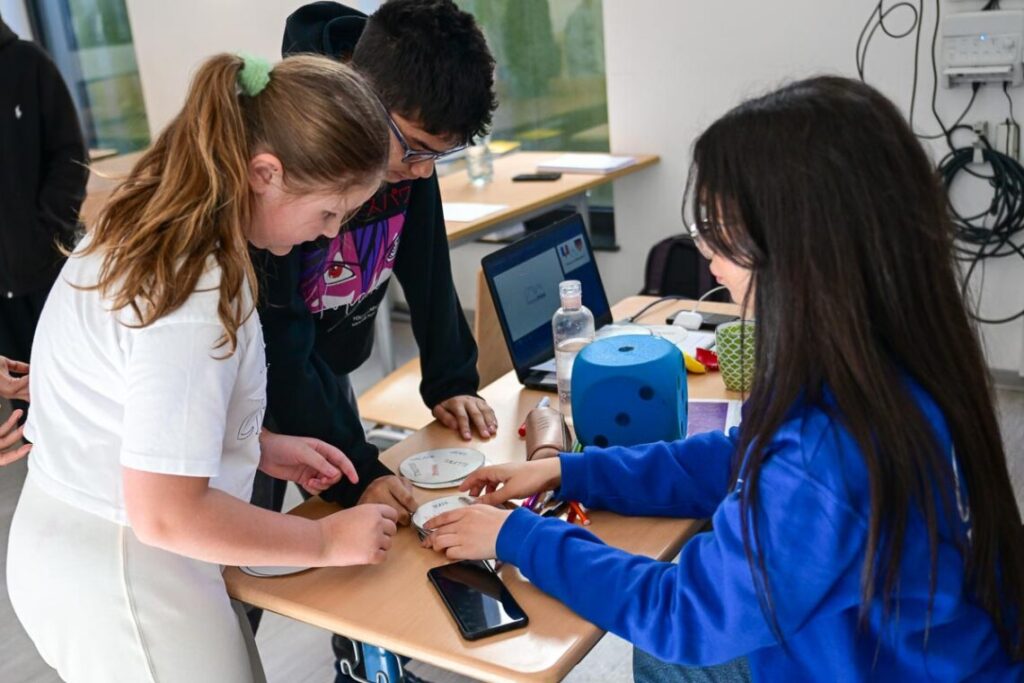 Wörter verstehen und zuordnen. 