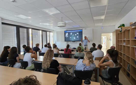 Wissenschaftstag an der Obermayr International School Schwalbach